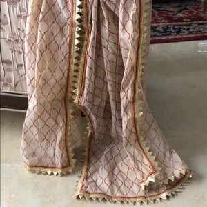 Dopatta/scarf,block printing with gota edging